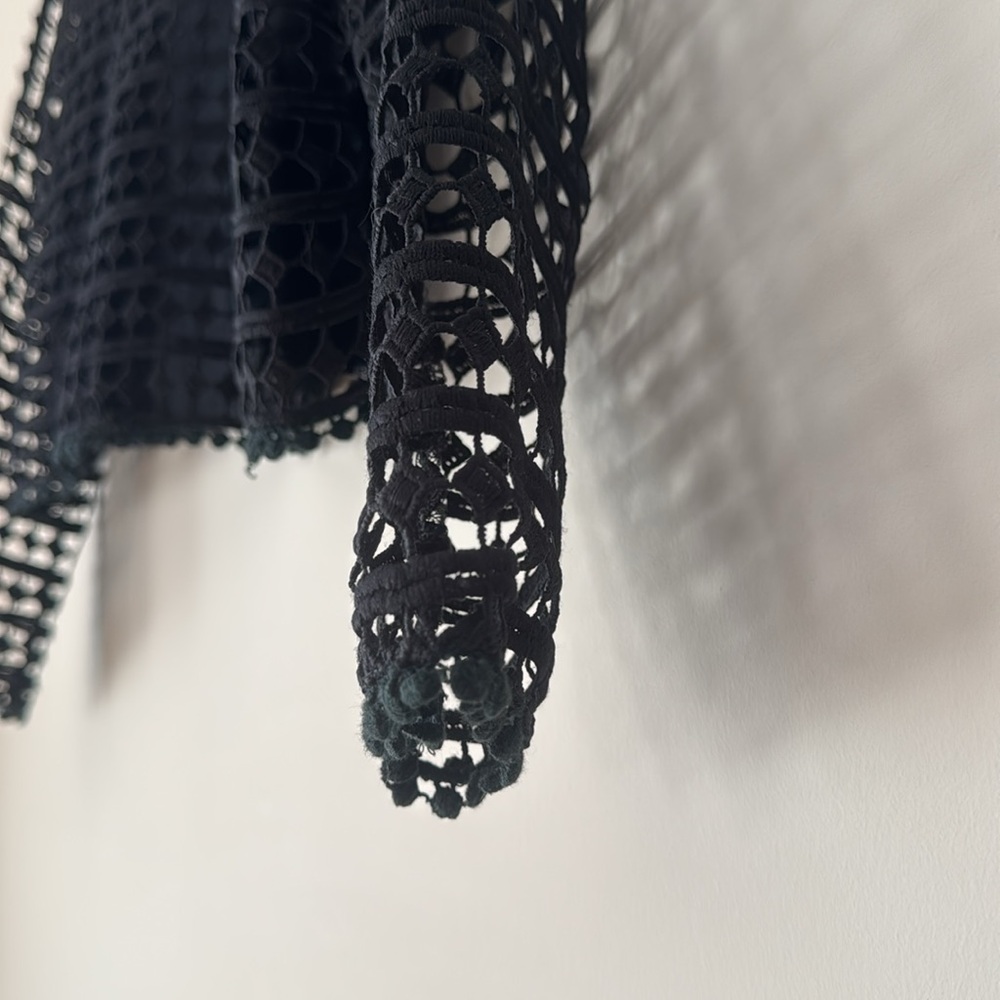 Lacework Top - Picture 8 of 8